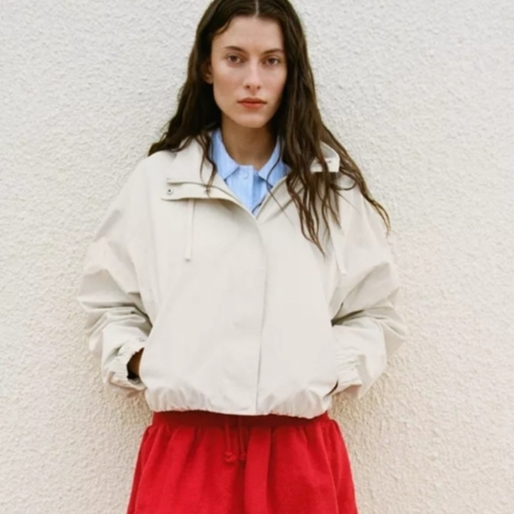NWOT Zara Woman Rubberized Oyster White Hooded Jacket Size M Medium